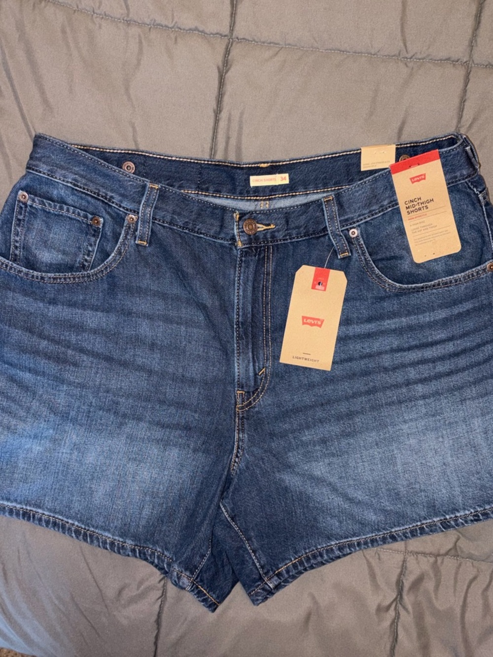 Levi’s Cinch Lightweight Jean Shorts Size 34 NWT Plus Size